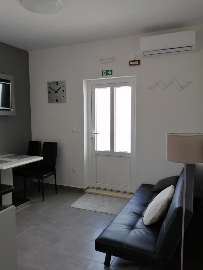 Apartment "Manna Zrnovo Eksteriør billede