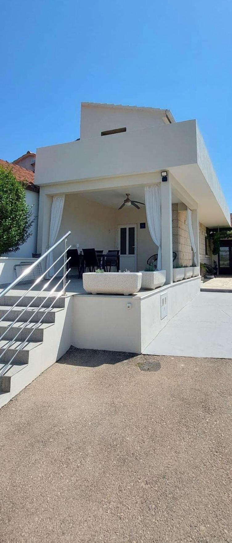 Apartment "Manna Zrnovo Eksteriør billede